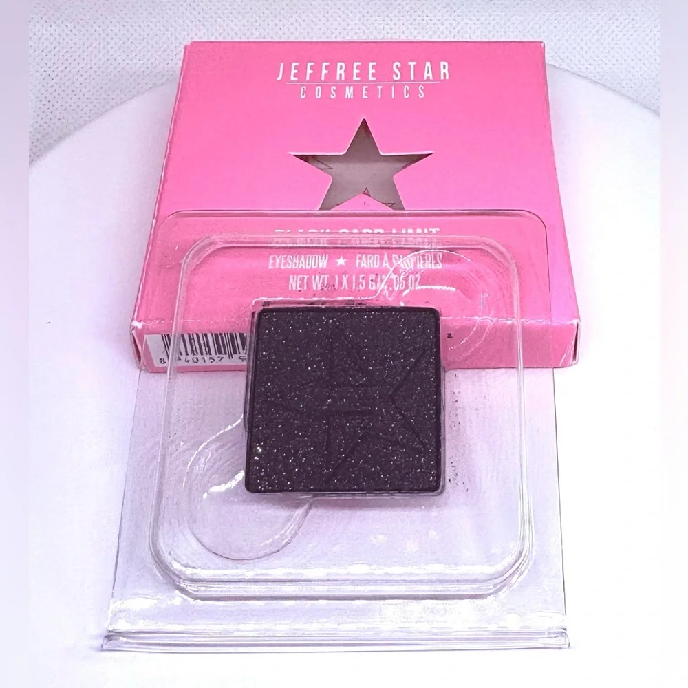 Jeffrey Star Press Pigment Single Color BLACK CARD LIMIT